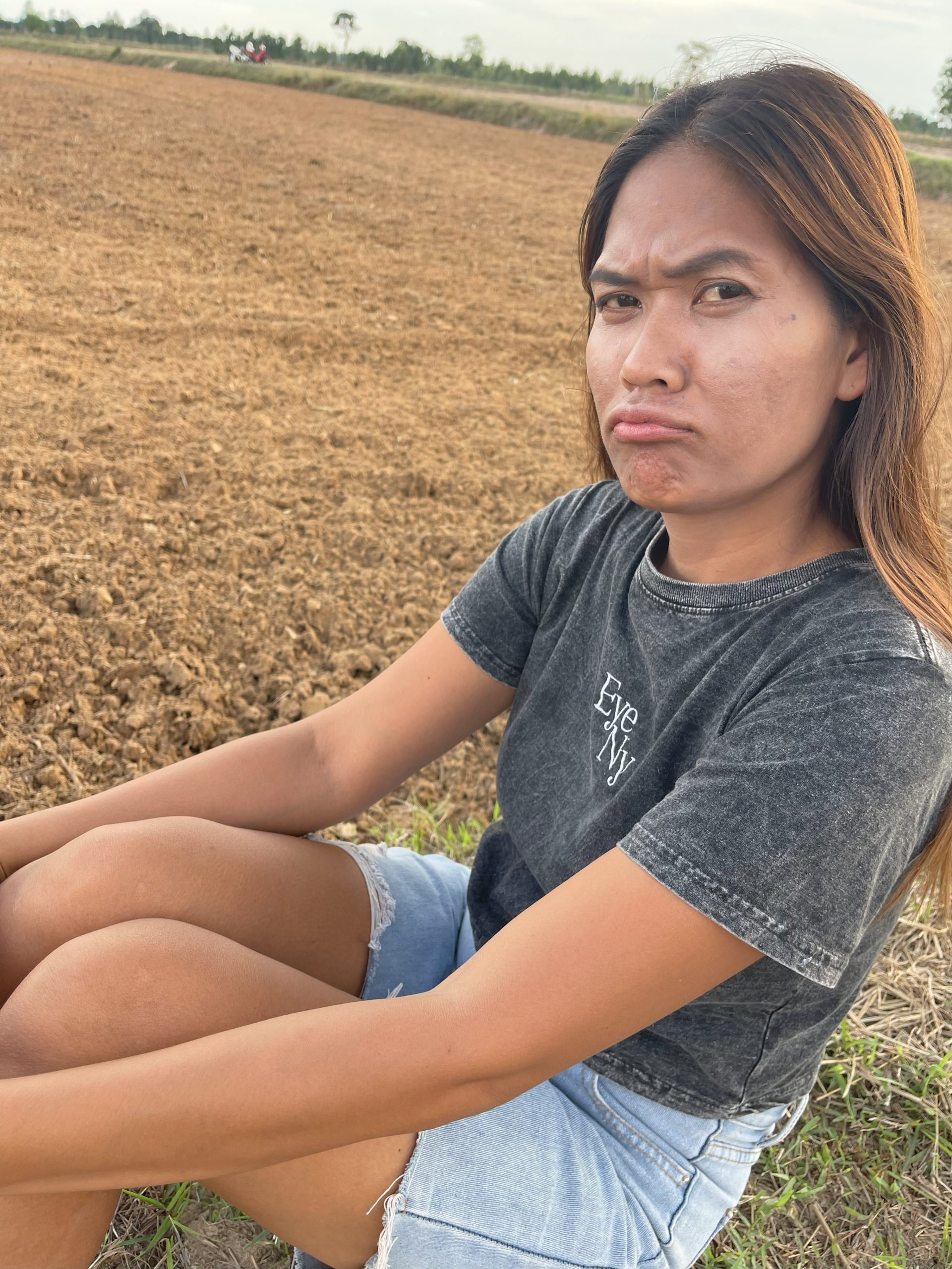 picture of Aeang Pouting
